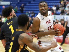 Zena Edosomwan of the Sudbury Five heads for the basket during a basketball game against the London Lightning at the Sudbury Community Arena in Sudbury, Ont. on Thursday, March 17, 2022. The Five lost 114-101. Read Ben Leeson's game story at thesudburystar.com. John Lappa/Sudbury Star/Postmedia Network
