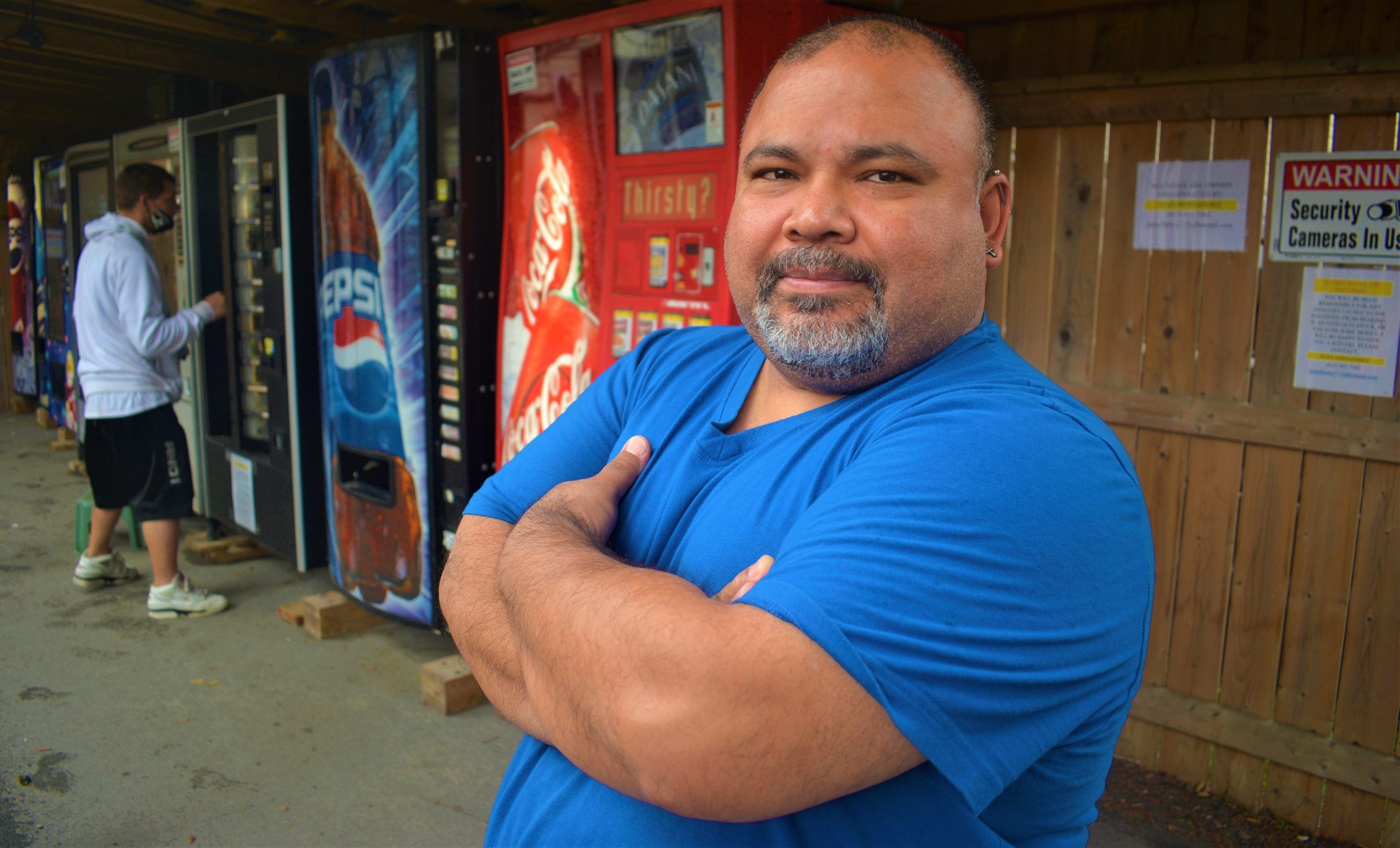 Vending machine owner appeals city order to shut down his home business