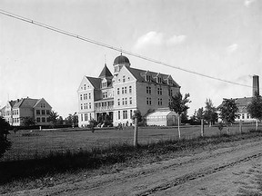The school, dormitory and power house at The Boys’ Home till the 1940s. (Les Green)