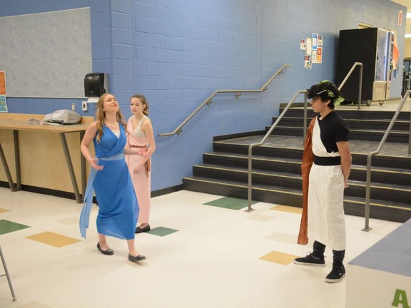 Croxford students hit stage with ‘A Midsummer Night’s Dream’ | High