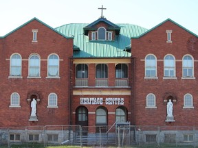 Raisin River Heritage Centre, St. Andrews West