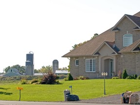 A 2007 file photo of the view of an estate home development bordering farmland just south of the Village of Cumberland.
Wayne Cuddington, Ottawa Citizen