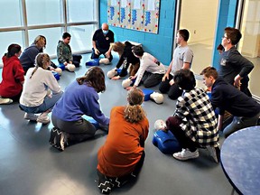 Students in Grades 9 and 10 at La Renaissance were given instruction in CPR using special CPR mannequins.