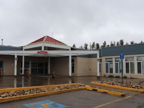 Whitecourt is currently experiencing a temporary shortage of doctors who can provide obstetrics services at the time of delivery for expectant moms, AHS said.