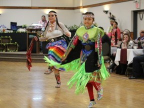 A mother-daughter duo with the Sipihko Acahkos dancers performed at the Bruderheim Mayor’s Gala on Saturday, April 23. The recent event highlighted reconciliation. Lindsay Morey/News Staff