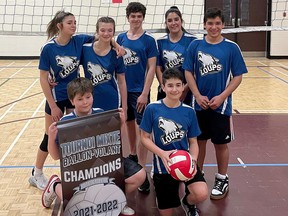 Ecole St. Charles Borromee in St. Charles hosted its traditional elementary volleyball tournament, which includes divisions for the grade 5-6 and 7-8 students, on April 26. After two years of inactivity due to the pandemic, students were excited to compete in a tournament with friends from other schools. Taking part were teams from Ecole St. Thomas in Warren, Ecole St. Antoine in Noelville, Ecole St. Paul in Lively, Ecole Notre Dame de la Merci in Coniston and, of course, Ecole St. Charles Borromee in St. Charles. Ecole St. Paul the grade 5-6 championship banner and Ecole St. Antoine was victorious in the grade 7-8 division.