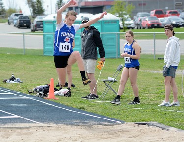 0518 track & field 8373