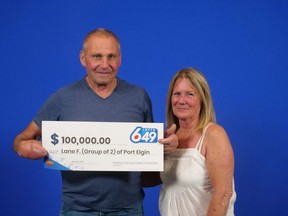 Lane Faust and Deborah Kirk of Port Elgin with their winning cheque from the OLG.