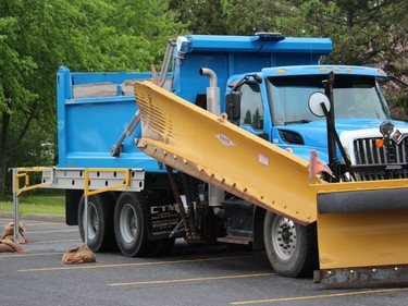 It's a tight squeeze at this station, requiring lots of skill. Photo on Tuesday, May 17, 2022, in Cornwall, Ont. Todd Hambleton/Cornwall Standard-Freeholder/Postmedia Network