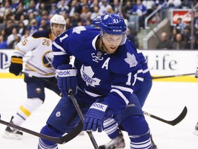 Jay McClement with the Toronto Maples Leafs in the 2013-14 NHL season.