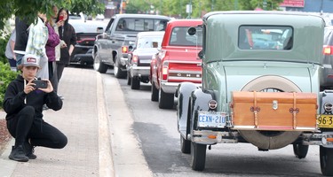 Queen Street Cruise in Sault Ste. Marie, Ont., on Friday, June 17, 2022. (BRIAN KELLY/THE SAULT STAR/POSTMEDIA NETWORK)