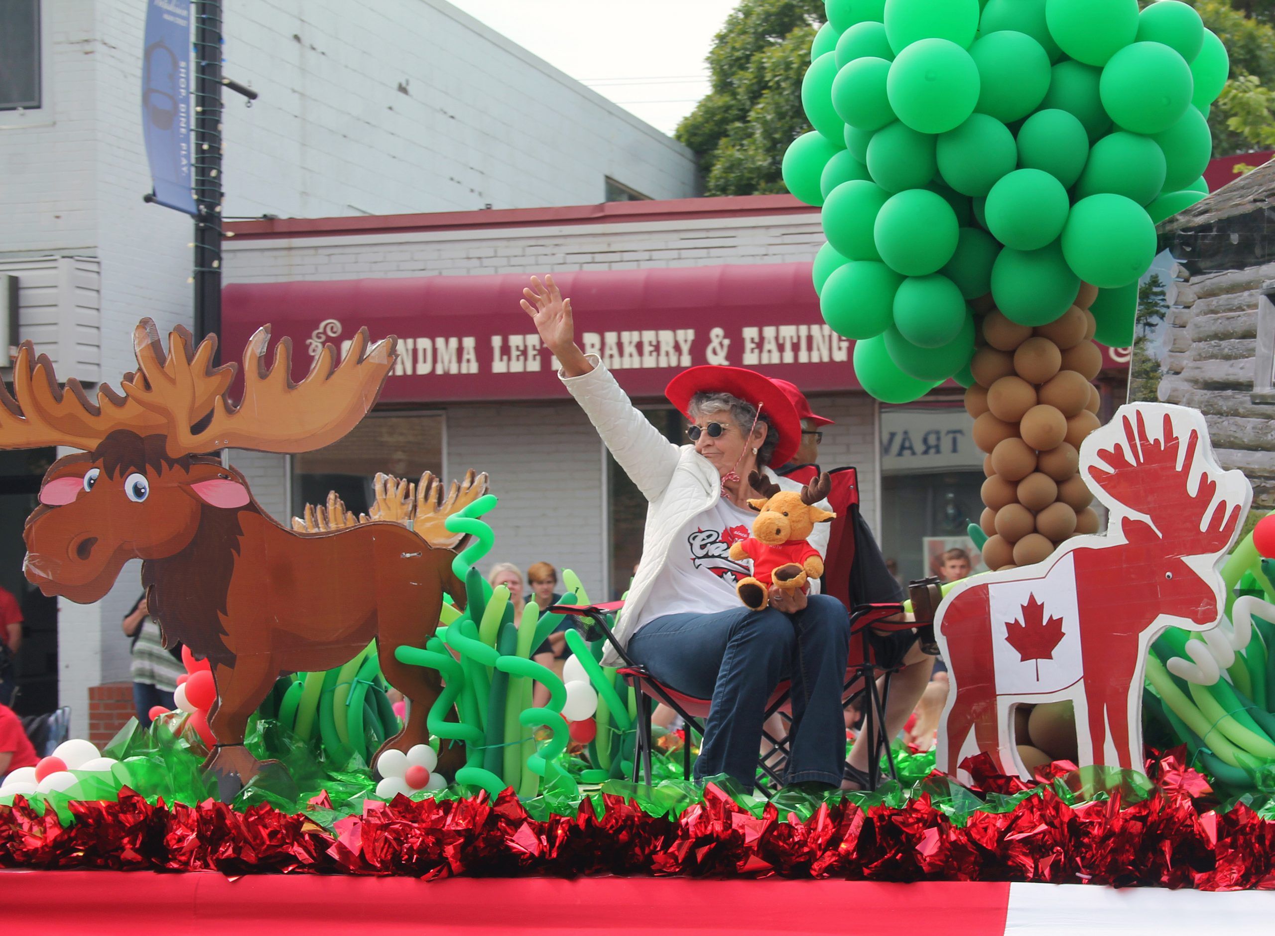 Parade Float Decorations Edmonton Shelly Lighting