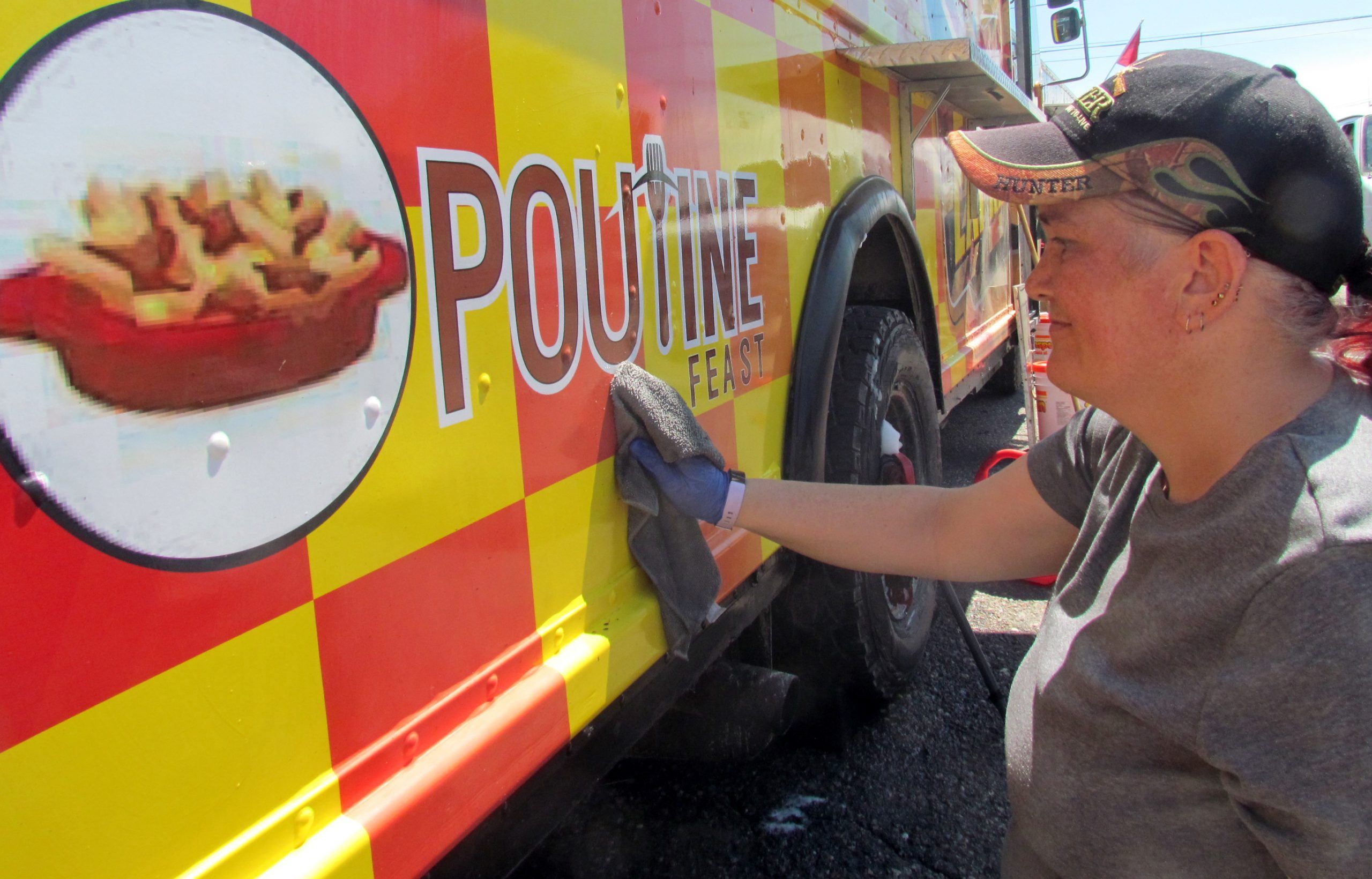 Sault Ste. Marie prepares for poutine feast Sault Star Sault Ste. Marie prepares for poutine feast Sault Star