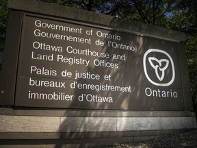 Sign of Ottawa courthouse complex