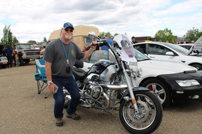 Anthony Penney and his 2003 BMW R1200c motorcycle at Fort City Church’s father’s day car show in Fort McMurray, Alta. on Sunday, June 19, 2022. Vincent McDermott/Fort McMurray Today/Postmedia Network