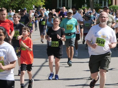 Hundreds of runners compete in the five-kilometre race at Brantford Rotary Classic Run on Sunday. CHRIS ABBOTT