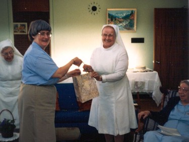 Handout/Cornwall Standard-Freeholder/Postmedia Network
From the Religious Hospitallers of St. Joseph archives, an undated photo of Sisters Laughlin and Quinn.