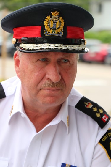 Hugh Stevenson, chief of Sault Ste. Marie Police Service, attends a barbecue at Albert and Gore streets near the former Neighbourhood Resource Centre on Thursday, July 7, 2022 in Sault Ste. Marie, Ont. (BRIAN KELLY/THE SAULT STAR/POSTMEDIA NETWORK)