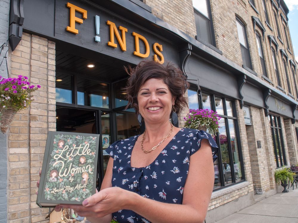 Stratford Festival tickets up for grabs during downtown scavenger hunt