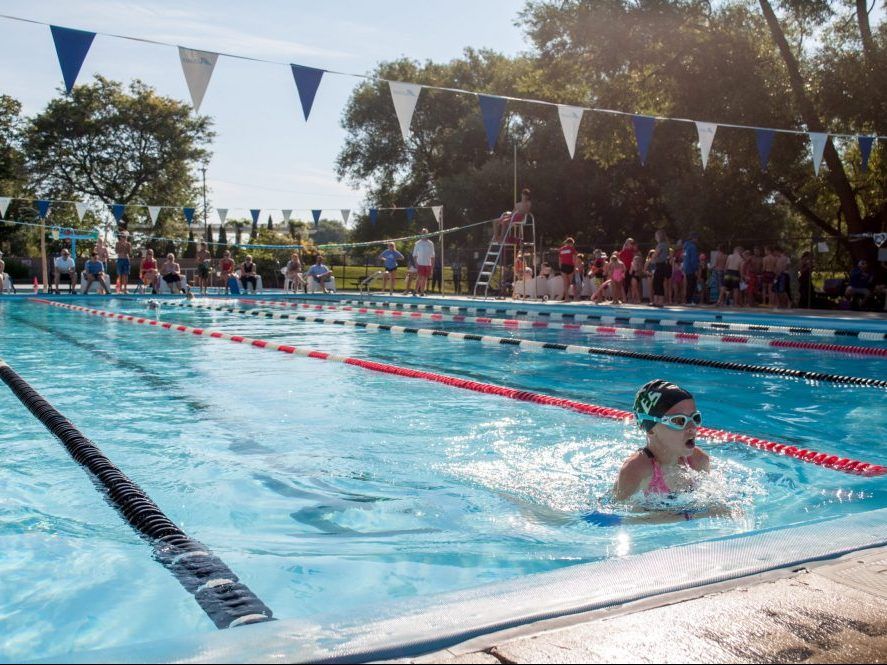 PHOTOS Stratford Lions Pool Lightning Bolts host endofseason swim
