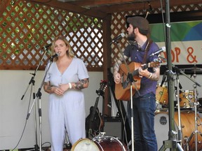 Two Crows for Comfort perform at the 2019 festival. (Heather Dopson )