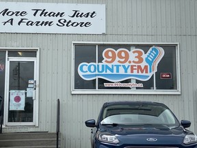 99.3 County FM was one of 42 radio stations selected to receive a The Community Radio Fund of Canada's (CRFC) Radiometres grant to help produce an eight-part series on homelessness in the Quinte region. BRUCE BELL