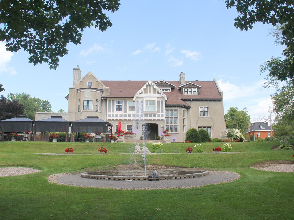 RESTAURANT REVIEW The Pantry at Grey Gables Inn Pembroke Observer