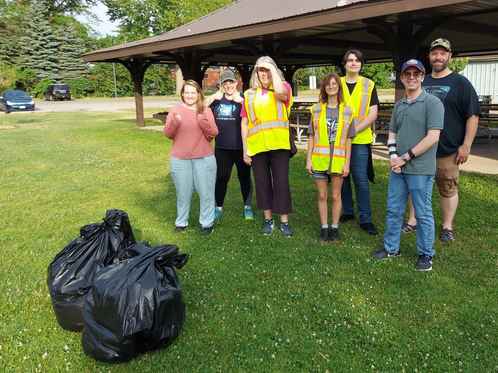 Helping clean up Woodstock The Woodstock Sentinel Review