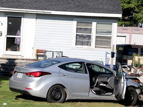 Police investigate a single-vehicle collision at 295 Grand Blvd., in Sault Ste. Marie, Ont., on Thursday, Sept. 9, 2022. (BRIAN KELLY/THE SAULT STAR/POSTMEDIA NETWORK)