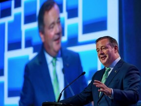 Premier Jason Kenney speaks at Alberta Municipalities convention and trade show at Calgary Telus Convention Centre on Friday, Sept. 23, 2022. PHOTO BY AZIN GHAFFARI /Postmedia