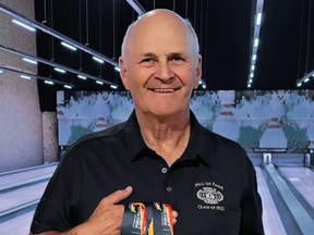 Bowler Kevin Scofield uit Sarnia, Ontario, won vijf gouden medailles op de World Police and Fire Games 2022 in Rotterdam, Nederland. (beeldbijdrage)