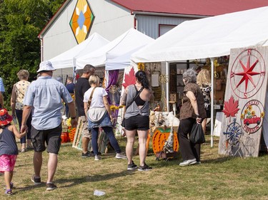 Hundreds of artisans offered their wares throughout the village of St. George on Sunday September 18, 2022 during Apple Fest. Brian Thompson/Brantford Expositor/Postmedia Network