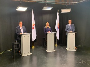 YourTV held a mayoral debate Tuesday evening. Daryl Vaillancourt, Gay Smylie and Robb Noon debated several topics to include policing and the construction of the new library. Noon was re-elected as Callander's mayor Monday night.