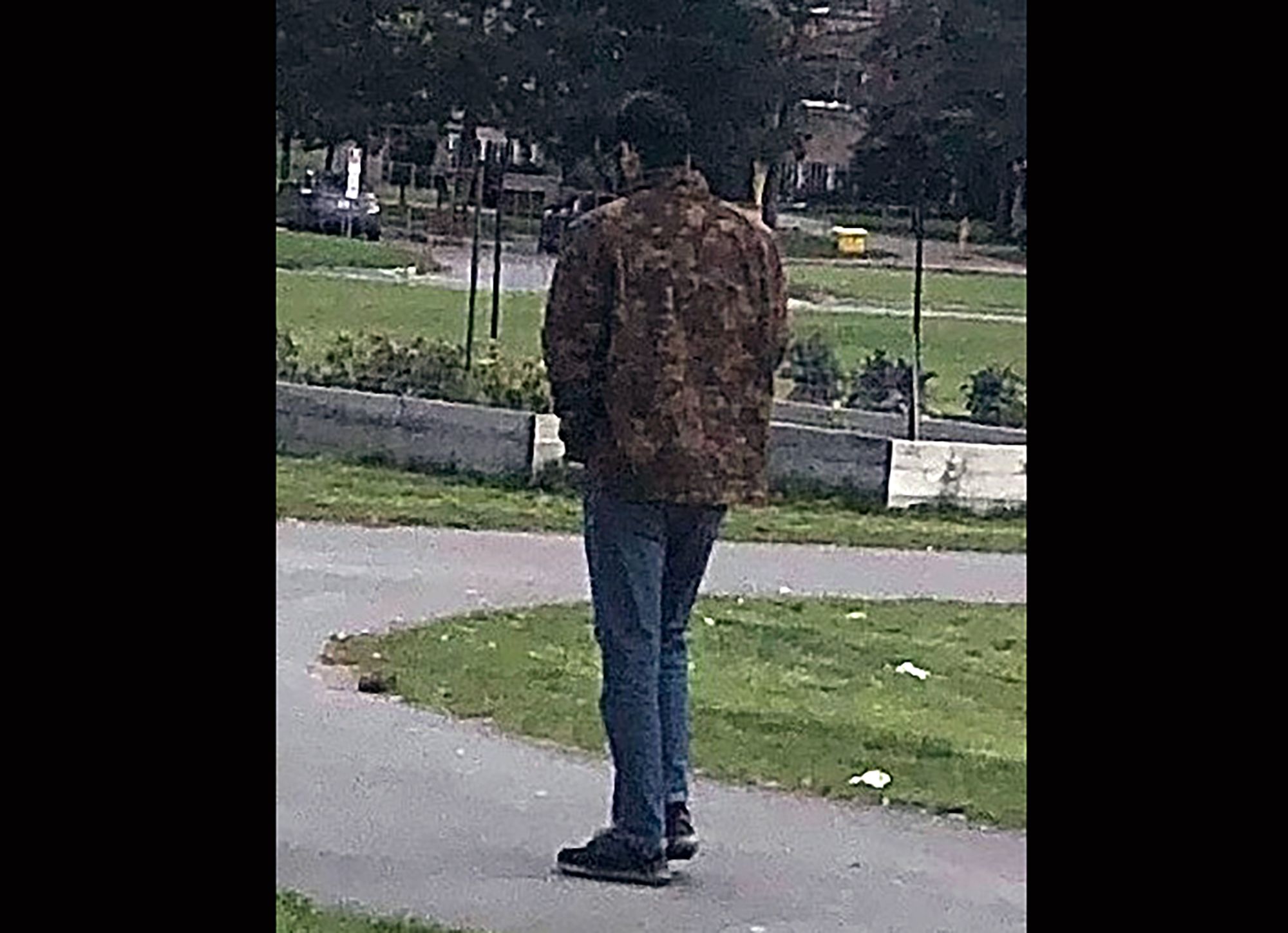 Kingston Police Looking To Identify Suspicious Man Seen At Park Cornwall Standard Freeholder 9525