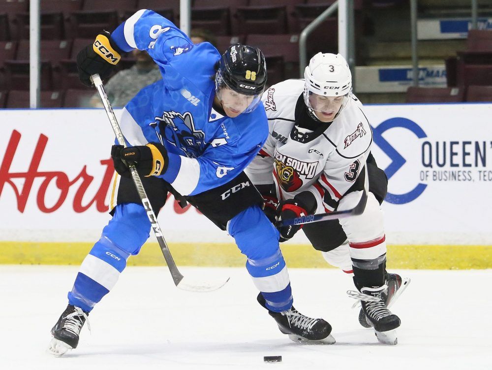 Sting show bluecollar attitude in comeback win over Attack The