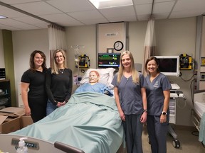 Laura Killam(left) and Frances Cavanagh (right), professors in
Cambrian College’s Bachelor of Science in Nursing program, have received a
total of $4,500 in research funding from CAN-Sim for two projects to explore
how simulation can improve the training of nursing students. Also taking part
in the studies are Cambrian professors Natalie Chevalier(2nd from left) and
Katherine Timmermans (2nd from right).