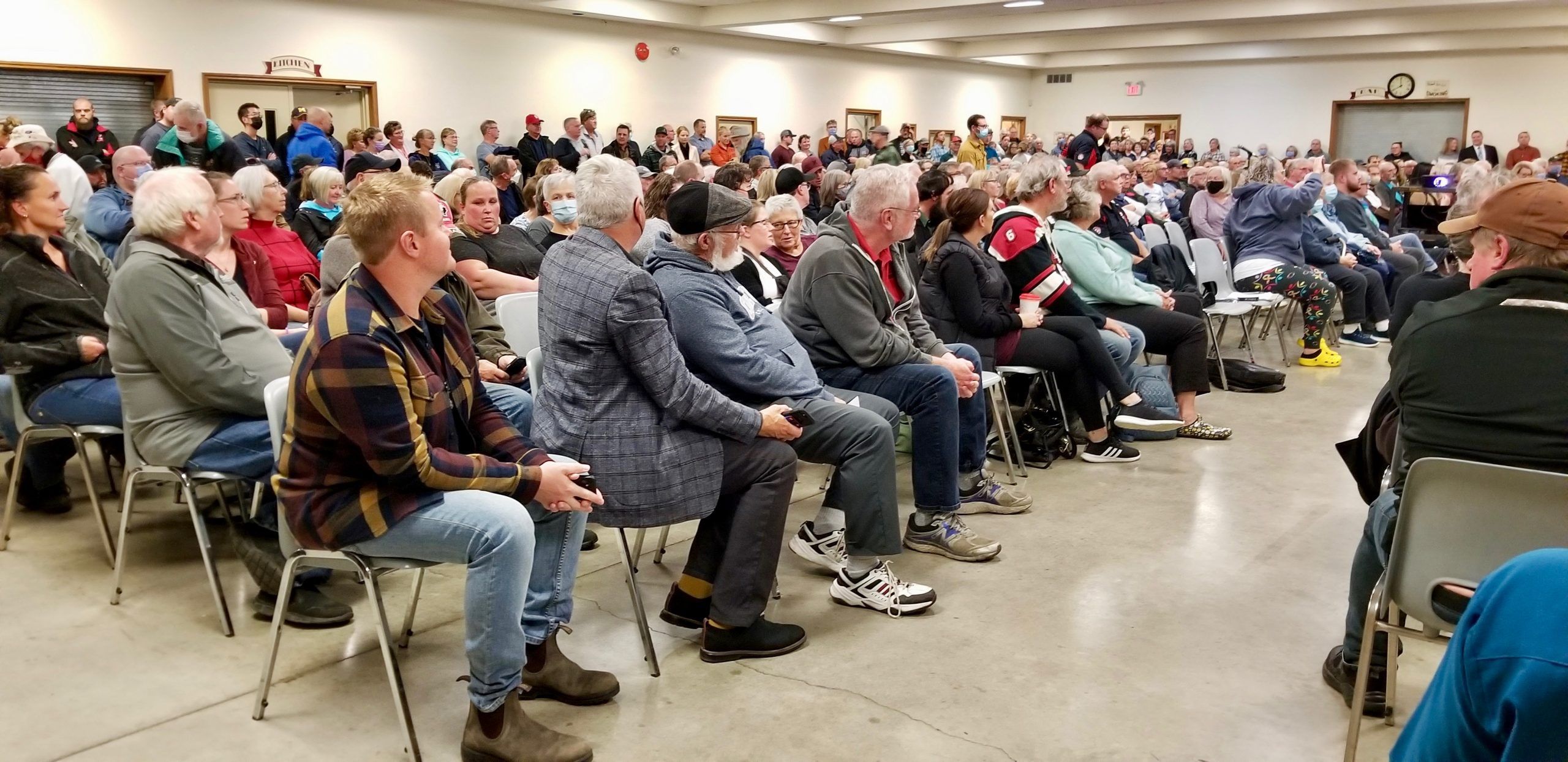 Officials tell meeting future of Chesley hospital in doubt without ER