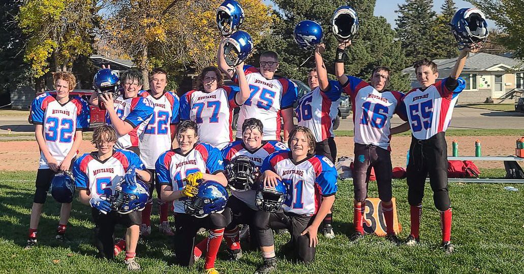 Mustangs football team calls for more community involvement Pincher