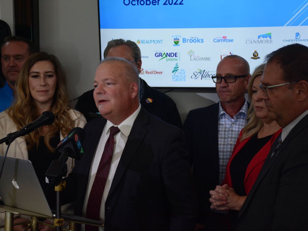 Midsized Cities Mayors meet in Airdrie ahead of provincial leadership