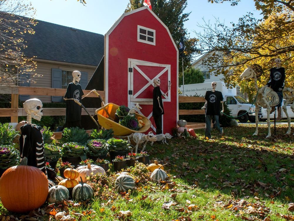 FOOD FOR THOUGHT There’s a good reason why barns were traditionally painted red St. Thomas