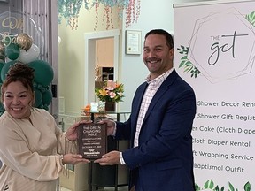 Wetaskiwin Mayor Tyler Gandam congratulates Green Changing Table owner Roselyn Dayle on the opening of her Wetaskiwin Mall location.
Christina Max