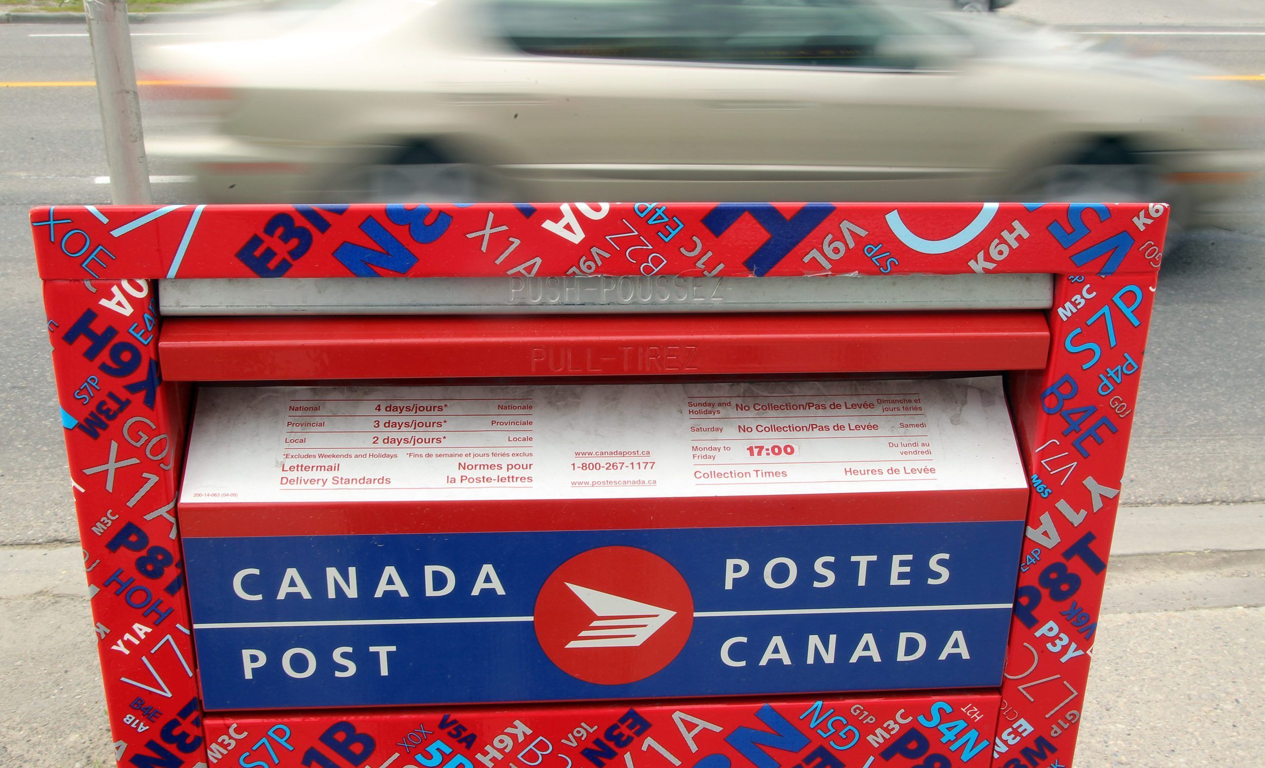 wainwright-canada-post-employee-arrested-for-theft-vermilion-standard