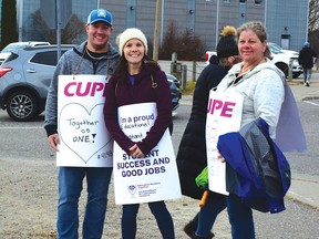 Photo by KEVIN McSHEFFREY
Member of CUPE Local 4148 school support staff Huron-Superior Catholic District School Board walked off the job on Friday because of a contract dispute with the Ontario government. In Elliot Lake, more than 50 people took to the picket line for four hours.