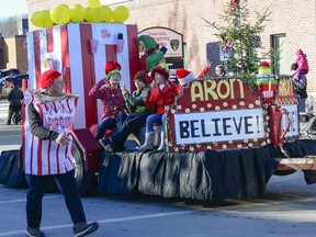 This float was the entry of the Aron Theatre. The Aron treated families to a free showing of the movie ELF following the parade. EFVELYN MCLEOD PHOTO