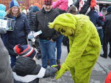 The Grinch was at the CP Holiday Train handing out candy on Monday November 28, 2022 in Finch, Ont. Shawna O'Neill/Cornwall Standard-Freeholder/Postmedia Network