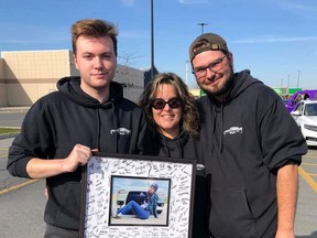 Handout/Cornwall Standard-Freeholder/Postmedia Network
Parker Drake provided this photo of Chris Prieur, right, and Ben Card, left, with Molly Roy at the start of memorial cruise for Emma Roy held on Oct. 23, 2022.