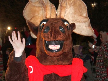 Pembroke's SnoSpree winter festival mascot Pembi galloped out to Pembroke Street to take in the 2022 Santa Claus Parade of Lights, the first in two years because of the COVID pandemic. Anthony Dixon