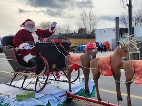 The brisk weather in the area continued on Saturday, Nov. 19, but that didn't deter families from enjoying the Knights of Pythias Santa Claus parade as it made its way through Wallaceburg that afternoon.
Trevor Terfloth/Postmedia