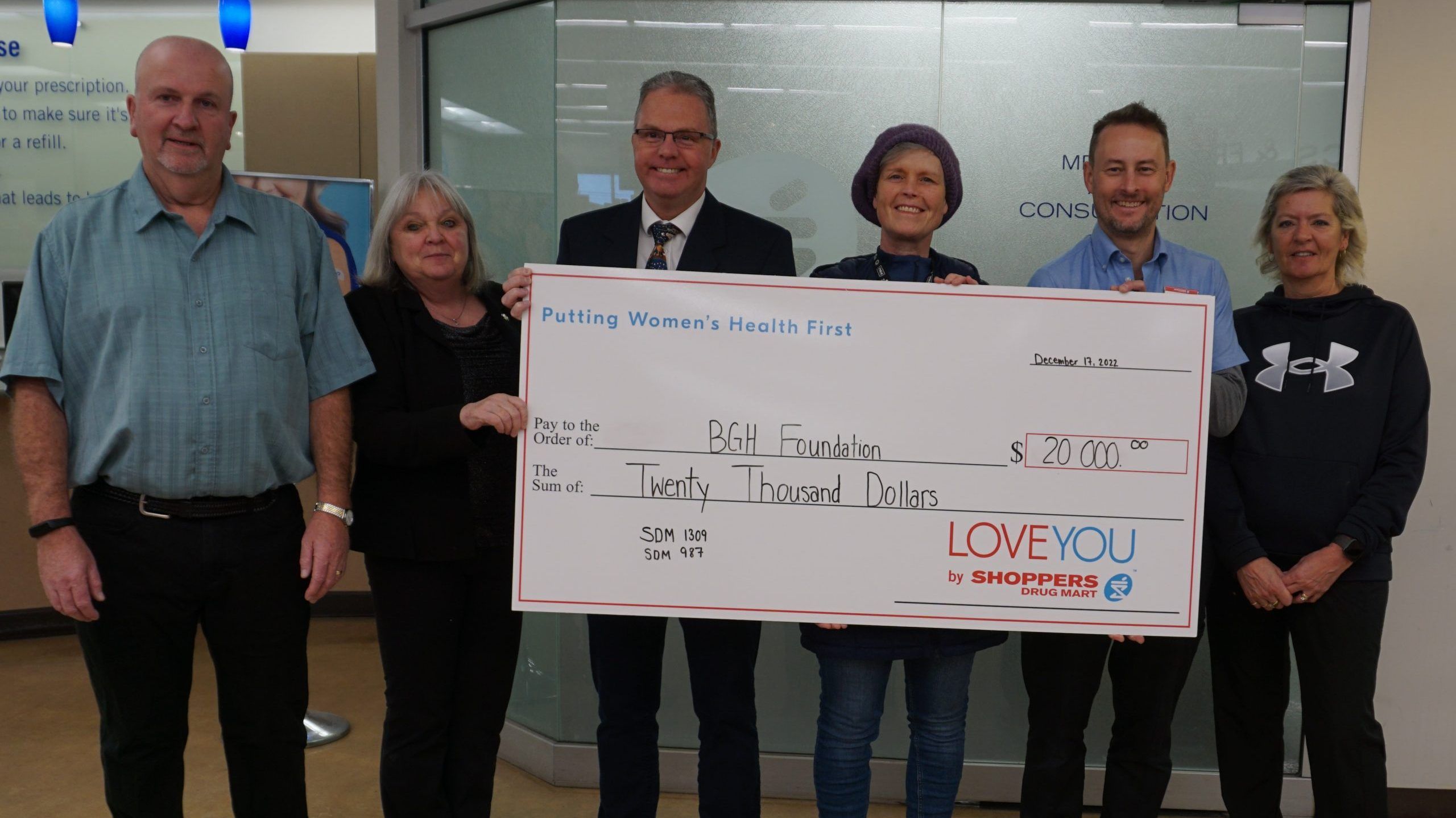 Shoppers Drug Mart Donates to BGHF The Kingston Whig Standard