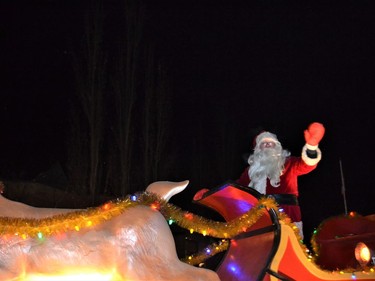 Santa came to High River to take part in the Santa Claus Parade on Saturday, Dec. 3. Photo by Dana Zielke